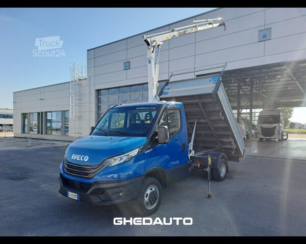حافلة صغيرة IVECO DAILY 35C18 3.0 RIBALTABILE CON GRU E RADIOCOMANDO
