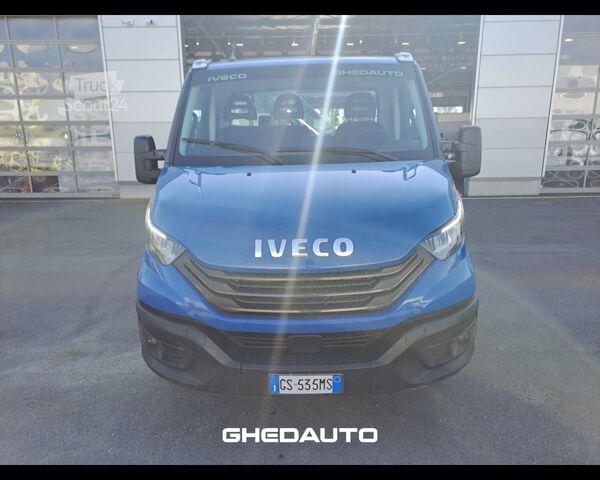 حافلة صغيرة IVECO DAILY 35C18 3.0 RIBALTABILE CON GRU E RADIOCOMANDO