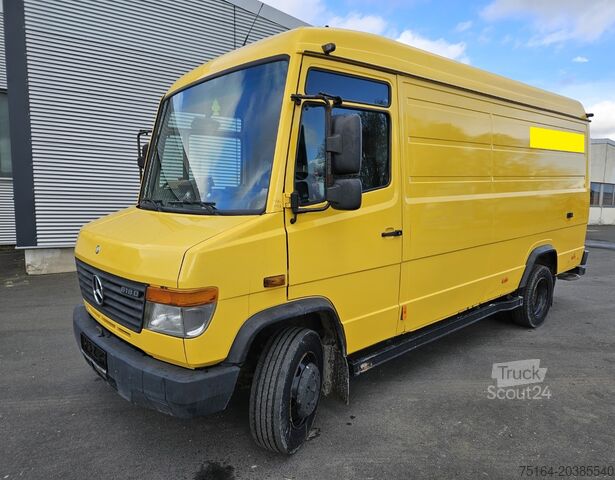 Minibus Mercedes-Benz Vario 818 D Werkstatteinrichtung