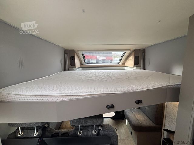 Półzintegrowany kamper BÜRSTNER Campeo TD 660