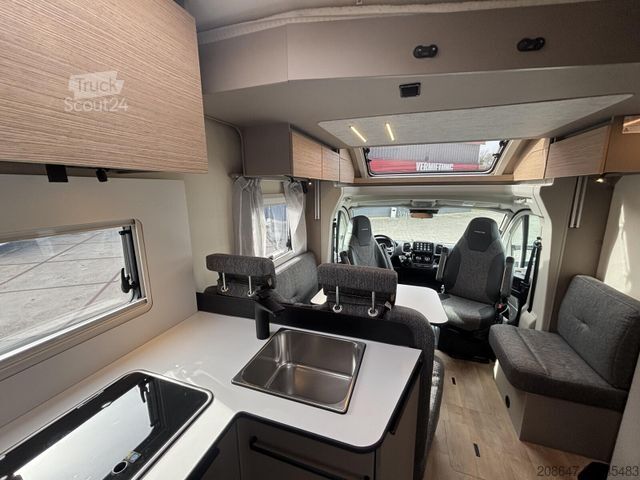 Półzintegrowany kamper BÜRSTNER Campeo TD 660