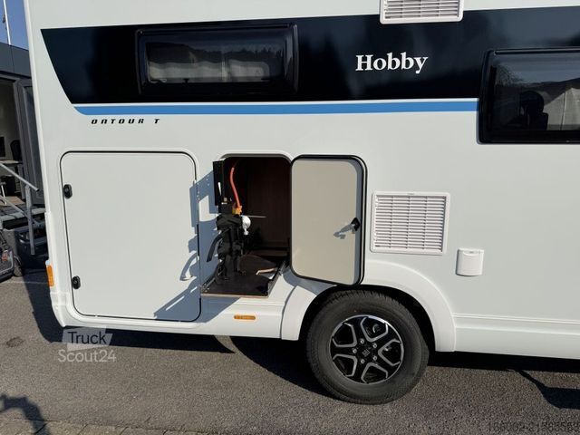 Halvintegrert bobil HOBBY ONTOUR T 710 GE 8-Gang Automatik 3.650 kg z.GG