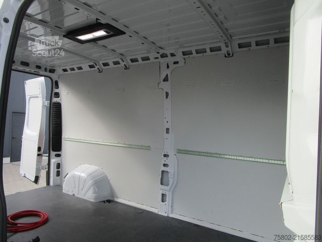 Фургон с высокой крышей FIAT E-Ducato *L3H2+KLIMA+NAVI+3-Sitze+Mod.22*