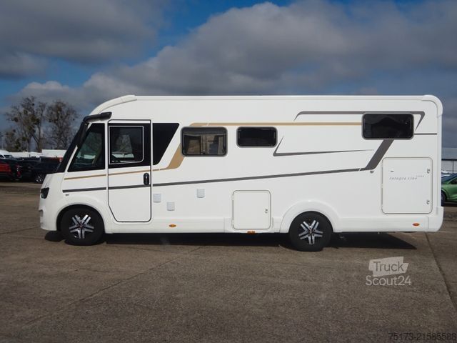 Integrated camper EURAMOBIL IL 720 EB Markise Navi Klimaaut. Hubbett
