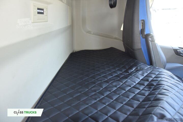 стандартний тракторний агрегат VOLVO FH 500 Globetrotter XL Varios