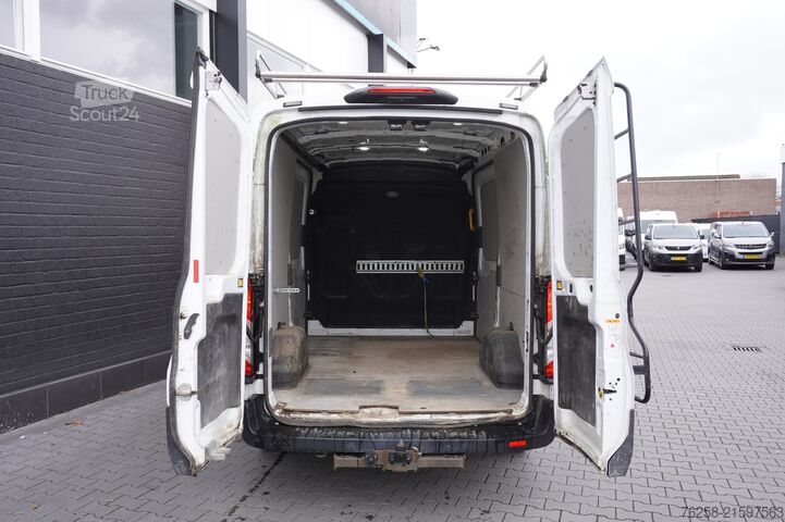 Delivery van Ford Transit 2.0 TDCI 130PK L2H2 2x schuifdeur EURO ...