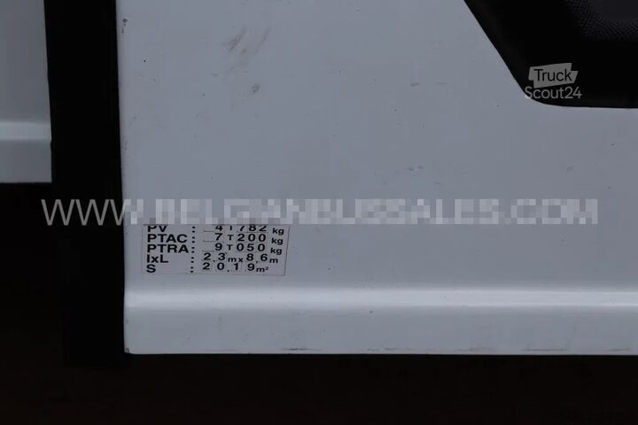 Minibus Indcar Mobi /Airco/Automatic gearbox/33pl