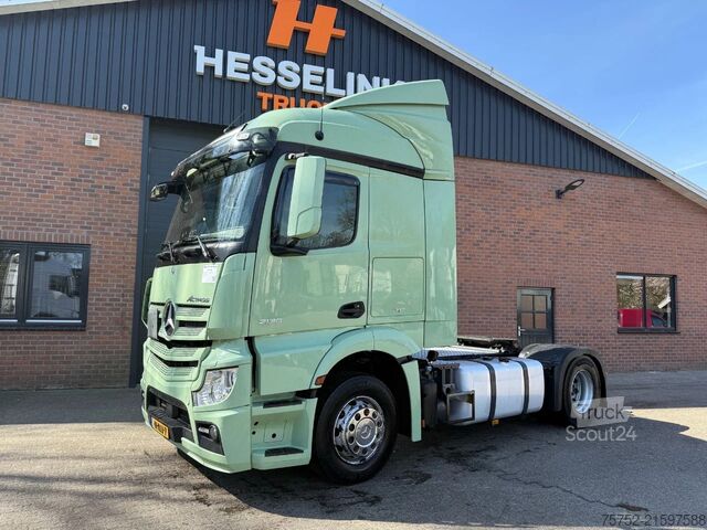 Standard-SZM Mercedes-Benz Actros 1936 4X2 Streamspace  Xenon NL Truck