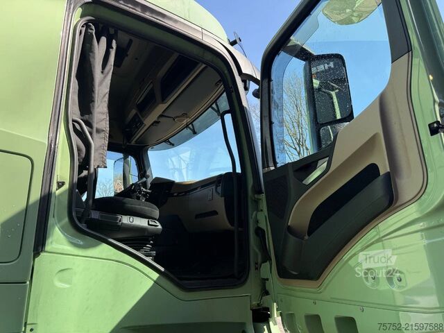 Standard-SZM Mercedes-Benz Actros 1936 4X2 Streamspace  Xenon NL Truck