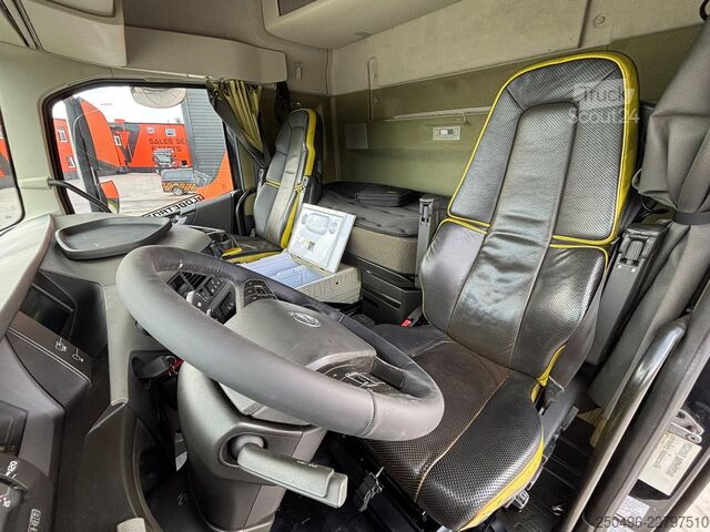 Transporter kłód Volvo FH 16 750 6x4 EPSILON M110L83 / RETARDER