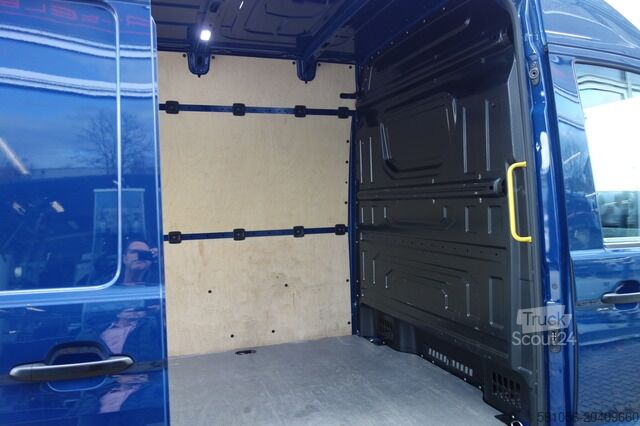 Dobozos furgon Volkswagen Crafter 35 KASTEN 4MOT L2H2 LED/ACC/KAMERA/AHK