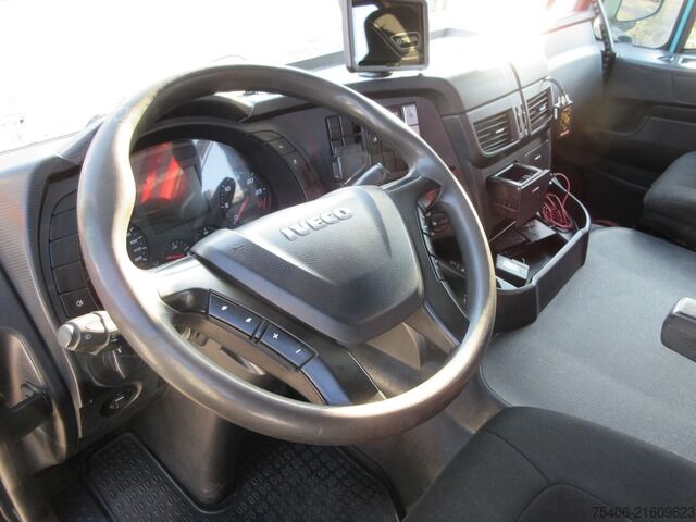 Tovornjak prekucnik iveco Stralis 310 3-S-Kipper Fassi-Kran Funk