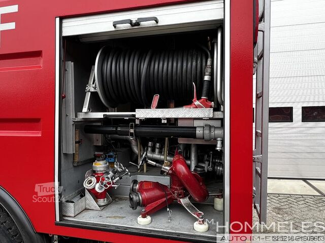 Πυροσβεστικό όχημα Mercedes-Benz 1831 AK  4x4