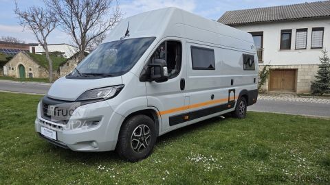 Τροχόσπιτο αυτοκινούμενο Megamobil MEGA REVOLUTION 640