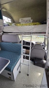 Τροχόσπιτο με προεξοχή (alcove) Ford Transit Rimor 150