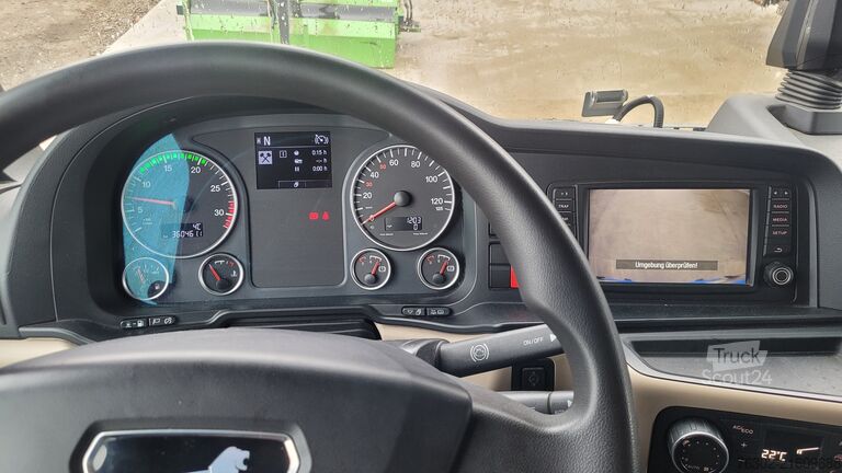 Flatbed truck with tarp MAN TGL 12.220 Pritsche/Plane LBW