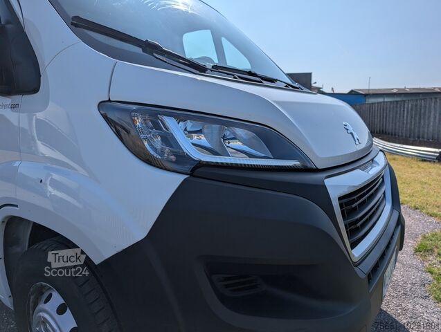 Φορτηγό με κουτί αλουμινίου PEUGEOT BOXER 435 2.2 BlueHDi 140CV PLM Furg CAS