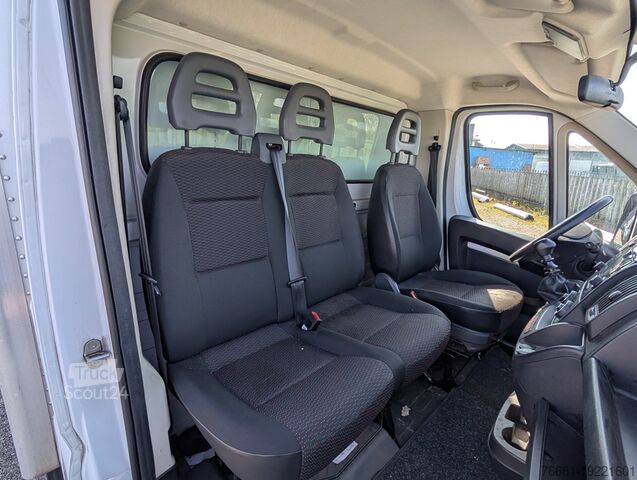 Φορτηγό με κουτί αλουμινίου PEUGEOT BOXER 435 2.2 BlueHDi 140CV PLM Furg CAS