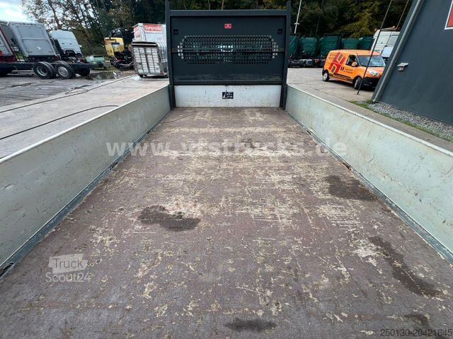 Pick-up van PEUGEOT Boxer DoKa Pritsche HDi 140 4x2