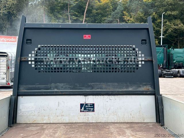 Pick-up van PEUGEOT Boxer DoKa Pritsche HDi 140 4x2