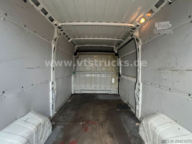 Højt tag varevogn PEUGEOT Boxer Kasten Hochdach Pro 4x2