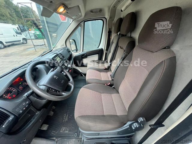 Højt tag varevogn PEUGEOT Boxer Kasten Hochdach Pro 4x2