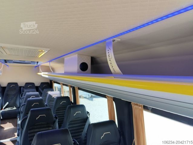 Buss MERCEDES-BENZ Sprinter 519