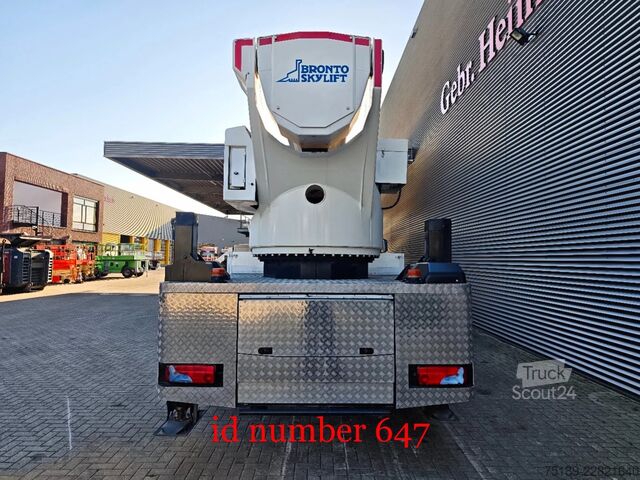 Pacelšanas platforma Scania P360 6x2 Bronto Skylift S56XR