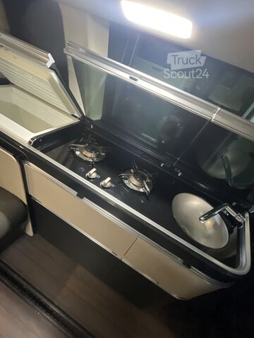 Kamp vozilo Mercedes Marco Polo 2022 | Automatico | Tetto a soffietto