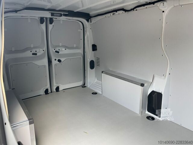 Fourgon tôlé FIAT Scudo XL  KAWA 180 AT netto Lp 44.490,--