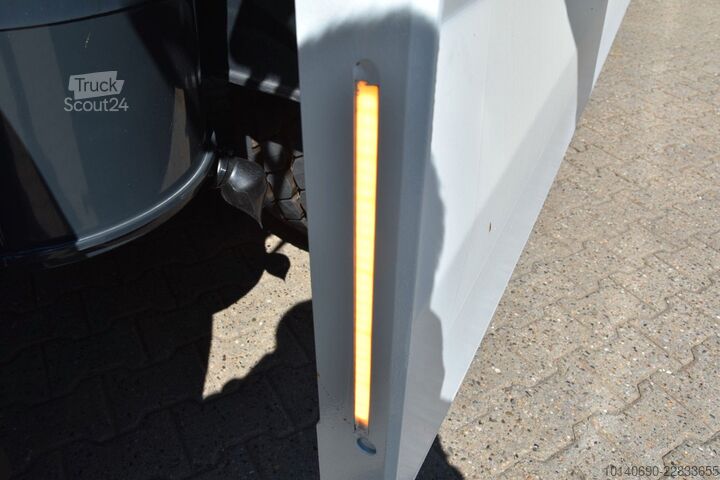 Tristrani prekucnik IVECO X-WAY AD360X50Z HR OFF 3S-Kipper MEILLER Bordmat