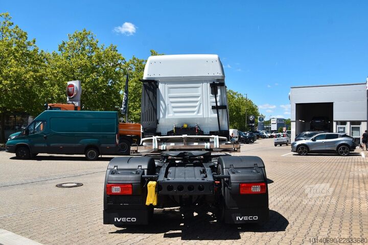 Tracteur routier standard IVECO S-WAY AS440S50T-P SZM Mirror Standklima High-Per
