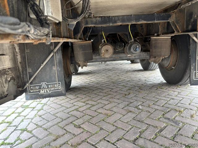 Рефрижераторне/заморожене транспортування Gray and Adams 10 units on stock ,Themoking SLXe 200 ,BPW axle...