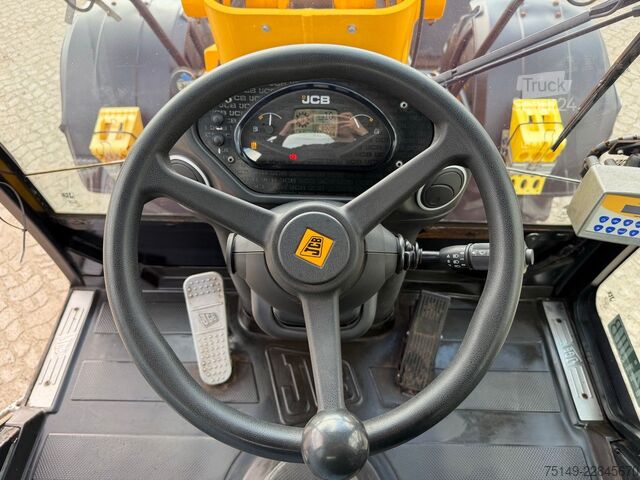 Φορτωτής με ελαστικά JCB TM 320 S, Teleskoplader, 5.2m, 3.6to., Schaufel