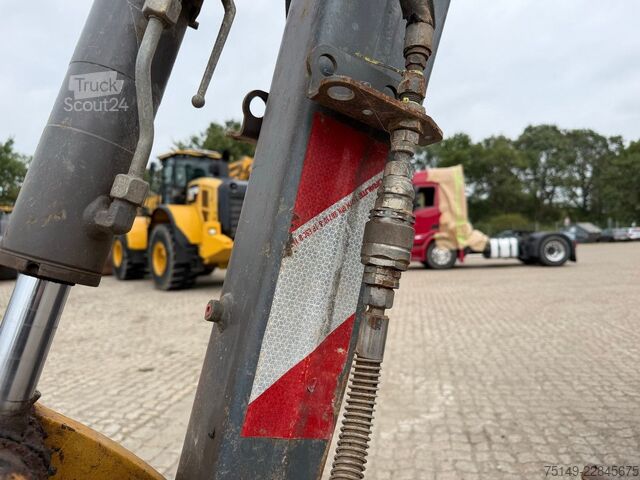 Minibagr VOLVO ECR 25, mecha. S.W.S., Hydr. Grabenschaufel