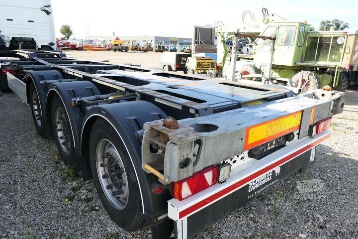 Полуремарке със сменяеми каросерии SCHMITZ CARGOBULL SCF 24G - 40LX, 1x20 / 2x20 / 1x30 & 1x40