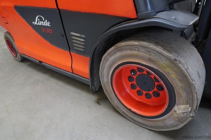 Gaffeltruck Linde E 30/600 HL 387