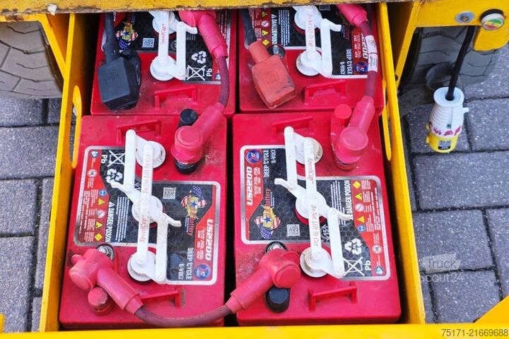 Scherenhebebühne Haulotte Compact 10N Electric,10m Working Height, 230kg Cap