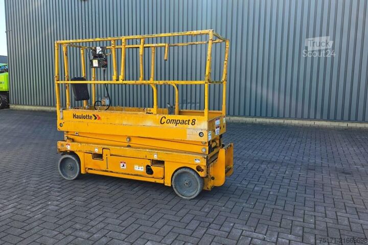Scherenhebebühne Haulotte Compact 8 Electric, 8.2m Working Height, 350kg Cap