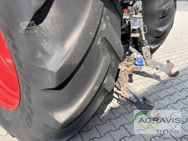 Ciągnik Fendt 828 VARIO S4