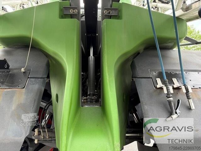 Обприскувач для пестицидів Fendt ROGATOR 655