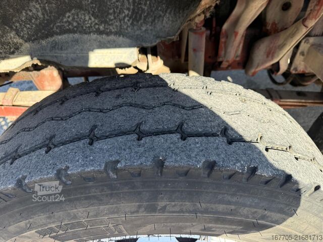 Tovornjak s črpalko za beton Iveco Magirus 330