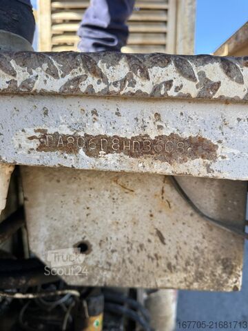 Tovornjak s črpalko za beton Iveco Magirus 330