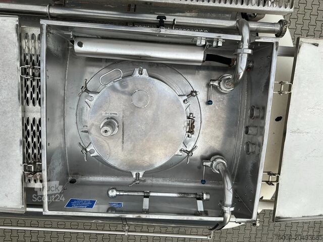 Продовольча цистерна Feldbinder LEVENSMIDDELEN / FOOD / LEBENSMITTEL / 33.500L ...