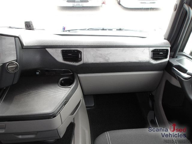 Štandardný ťahač Scania R 500 NA - HIGHLINE - 2x TANKs - ACC