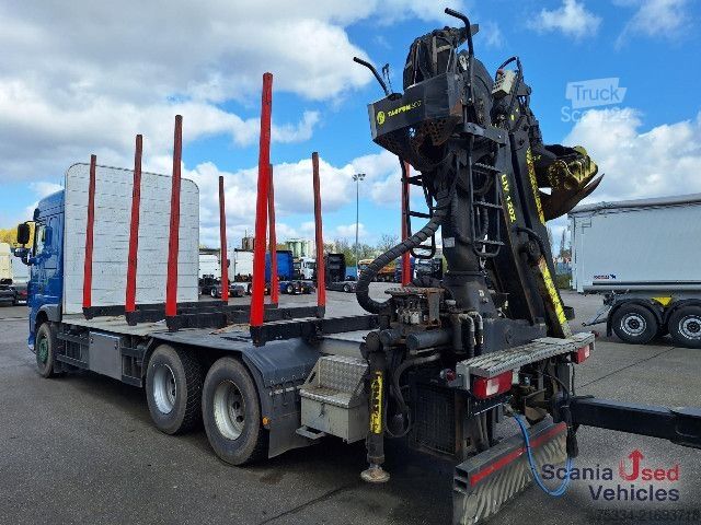 Nákladné vozidlo na prepravu dreva DAF 530 FT Kurzolz mit Kran nur mit Anhänger