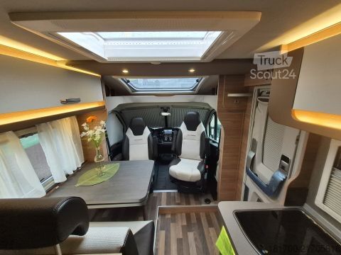 Напівінтегрований кемпер Weinsberg CaraCompact 600 MF EDITION [PEPPER] *TraumMobil*Autark-e*Automatik