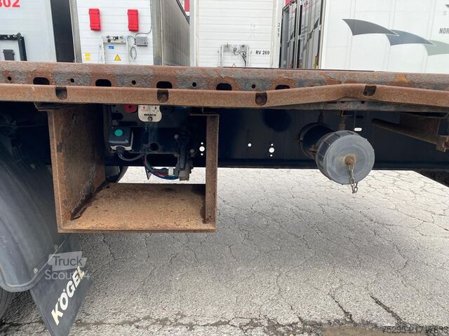 Semirreboque aberto Kögel 3 Achs Plateau Liftachse Pal.-Kasten BPW-Achsen