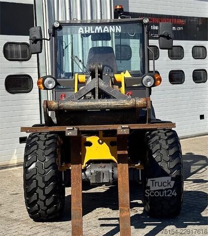 Kuormaaja Mecalac AX 1000