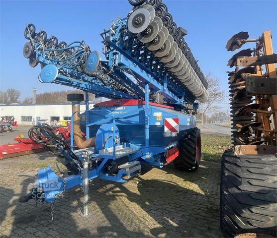 Tohum ekim makinesi Lemken Solitär 12